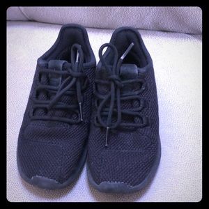 Girls adidas originals tennis shoes